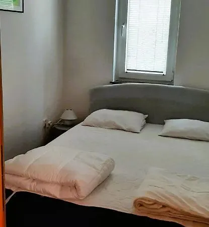 Hotel apartamentowy Dobra Family Vir