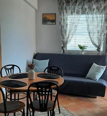 Aparthotel Dobra Family